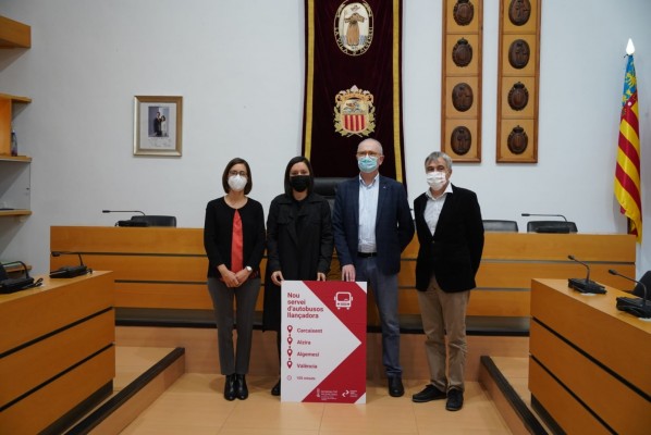 La Generalitat pone en marcha nuevos autobuses para conectar La Ribera y Xàtiva con València