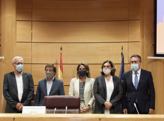 Almeida, Espadas, Colau y Ribó se unen para pedir más dinero al Gobierno tras el fallo de las plusvalías