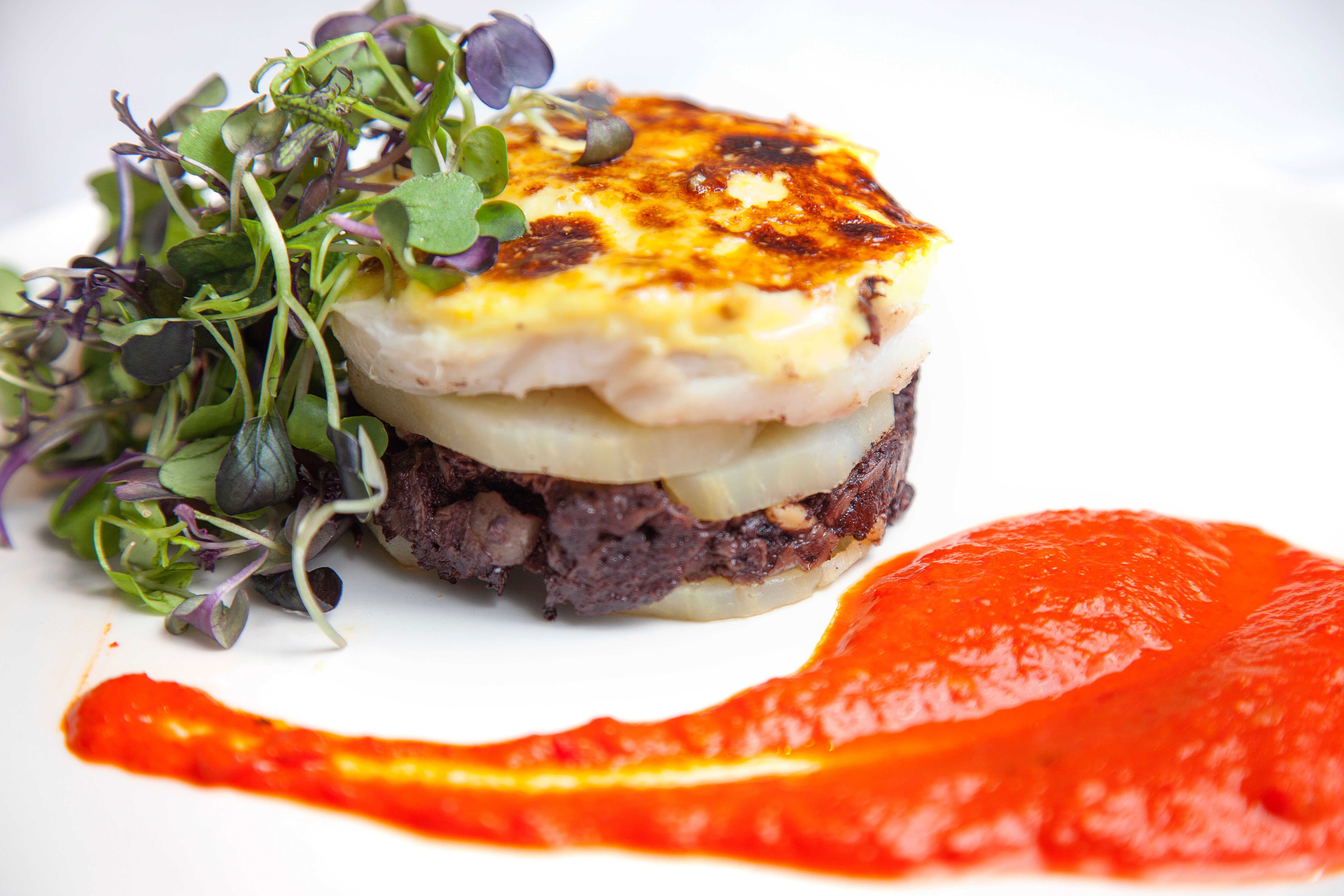 Homenaje a la gastronomía de la comarca Requena-Utiel en el restaurante del Casino Cirsa