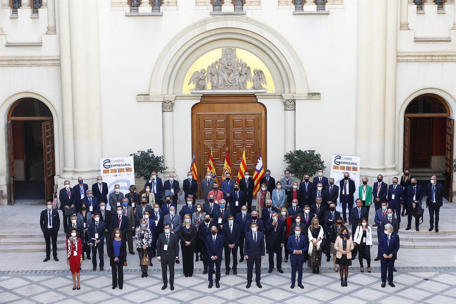 En la Cumbre Empresarial han participado las Comunidades Autónomas de los antiguos territorios de la Corona de Aragón - FOTO: EL GOBIERNO DE ARAGÓN  - 