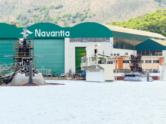 Navantia invertirá 40.000 euros en un nuevo plan contra la contaminación marina en su dársena