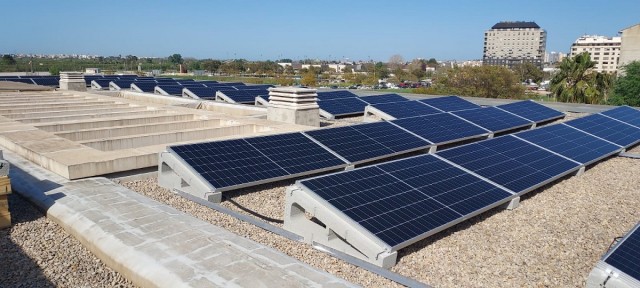 Alzira bonificará la mitad del IBI a las personas que instalen placas solares en sus viviendas