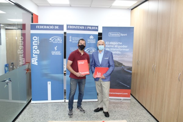 Transvia Sport firma un acuerdo trianual con la Federación de frontenis y pilota de la Comunitat Valenciana
