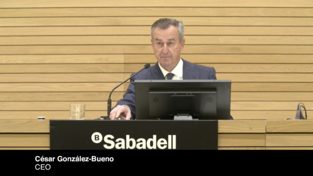 Banco Sabadell culmina los cierres de oficinas previstos y rechaza una oferta por TSB