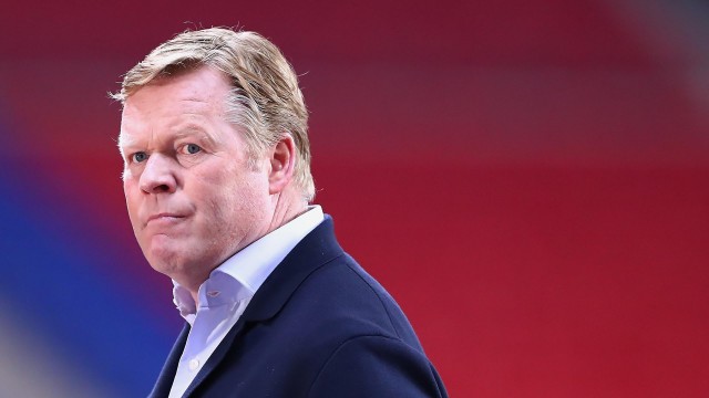 Ronald Koeman, destituido como técnico del FC Barcelona