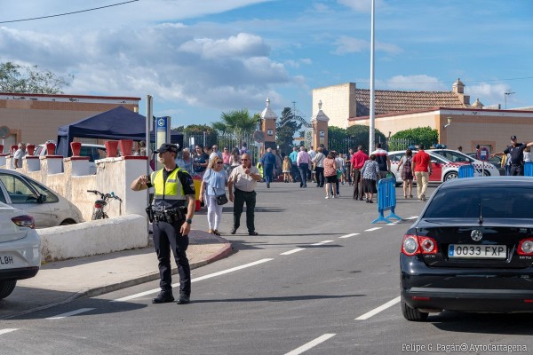 La Policía municipal intensifica su presencia en el centro de Cartagena, la 'Urba' y Polígono Santa Ana este puente