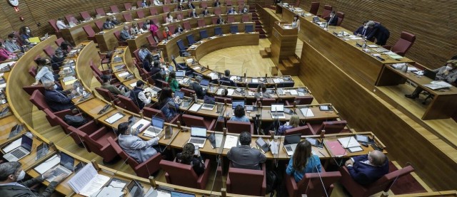El Fondo de Cooperación Local saldrá adelante en Les Corts pero será recurrido por el PP
