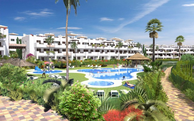 La promotora de Torrevieja TM desembarca en Almería con un resort residencial y deportivo