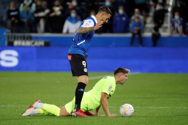 Al Elche le sientan mal los descansos