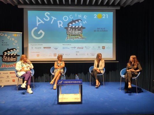 Gastro Cinema arranca con una mesa redonda sobre mujer y gastronomía
