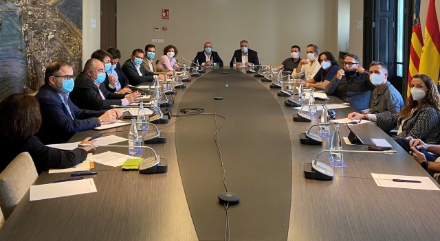 El Puerto de València crea una Comisión de Movilidad Sostenible para planificar la accesibilidad
