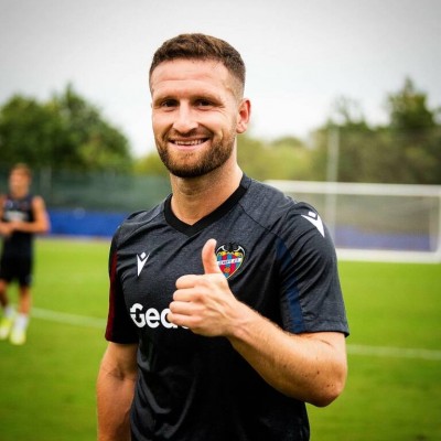 Mustafi estará tres semanas de baja