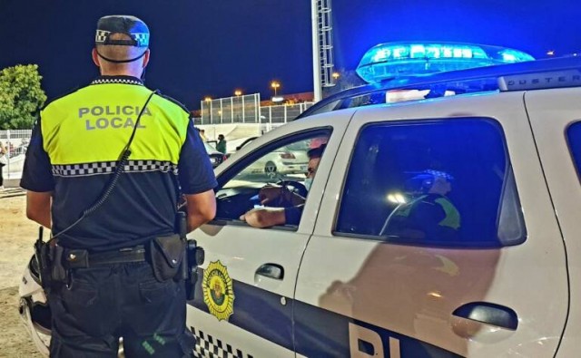 Tibi replica a los vecinos que alertaban falta de policía que está en vías de ampliar la plantilla