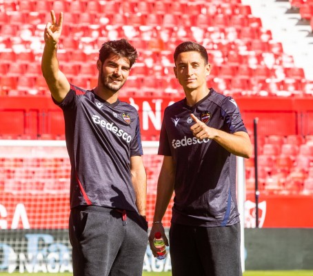 El Levante repite un once temporada y media después