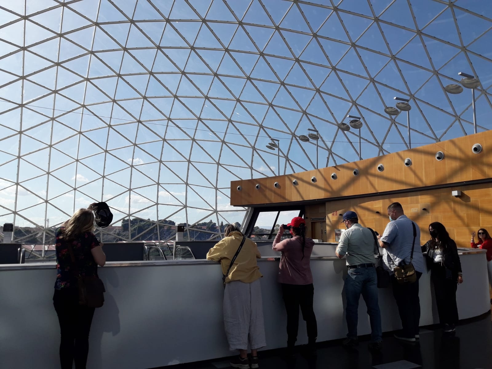 Localizadores internacionales visitan los potenciales 'platós' de València