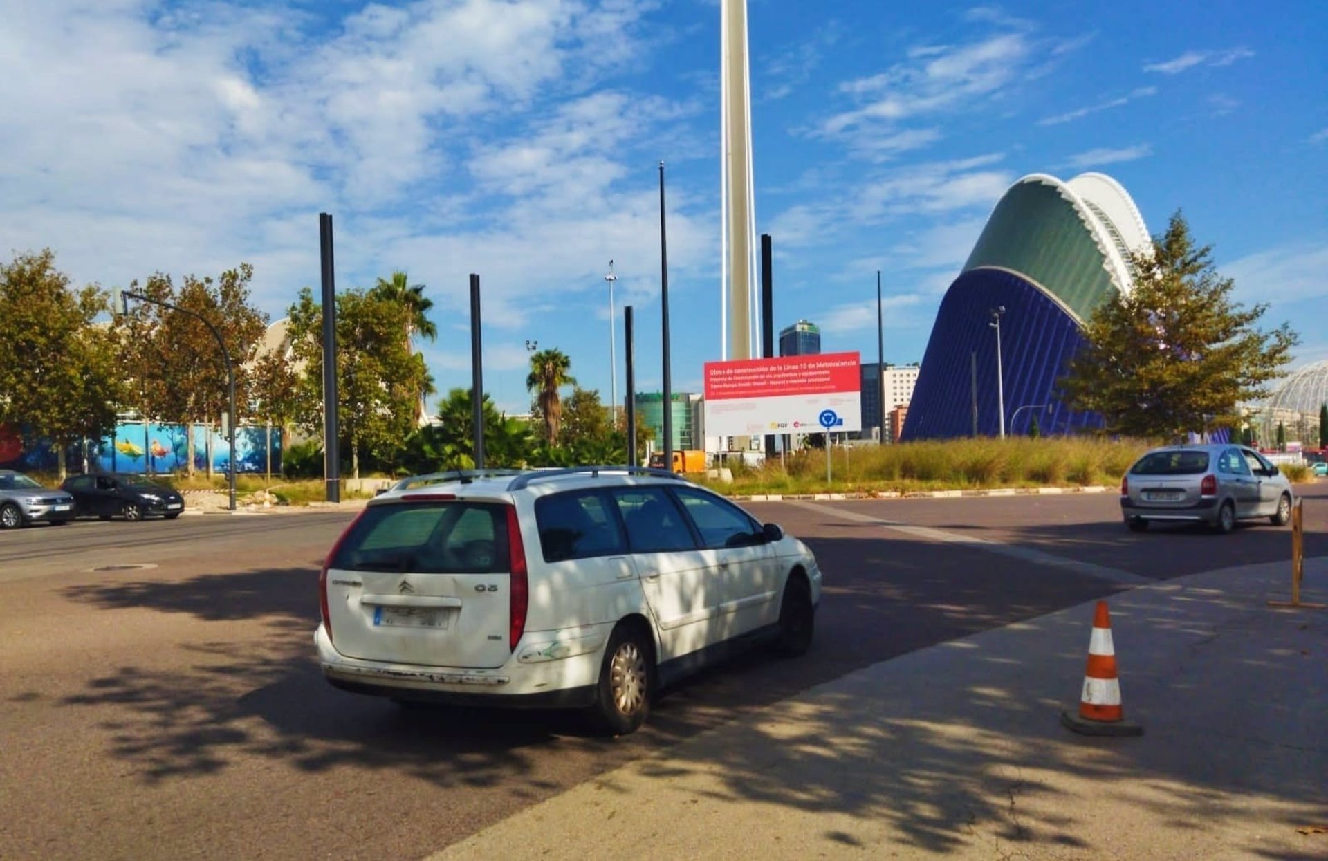 Rotonda de salida a la carretera de El Saler. Foto: GVA - 