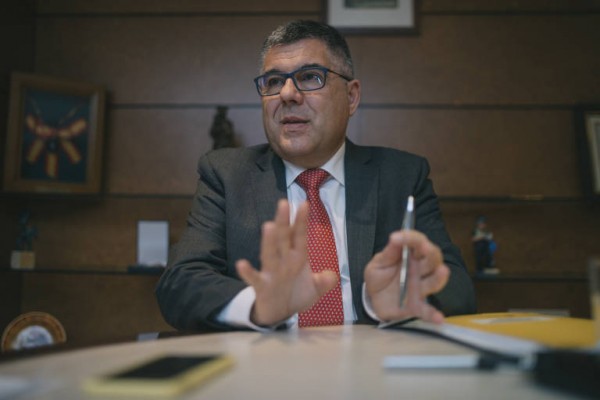 Juan Carlos Fulgencio se deja querer como vía de consenso para liderar el PSPV de Valencia