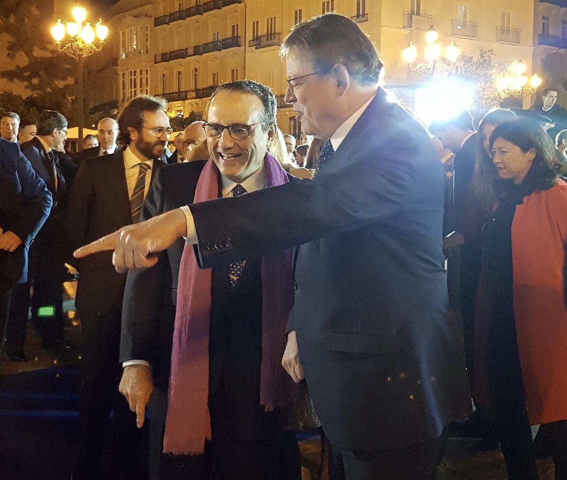 Ximo Puig junto a Javier Moll, presidente de Prensa Ibérica. Foto: GVA - 