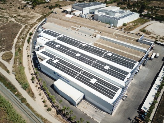 Estas son las cinco instalaciones fotovoltaicas de autoconsumo industrial más grandes de la Región