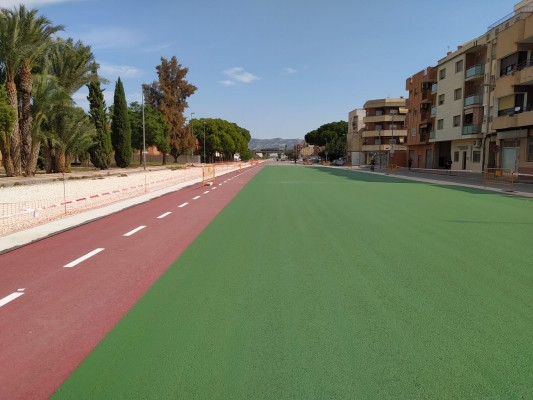 El gran bulevar peatonal del sur de Murcia toma cuerpo y da vida a una zona cercada durante años