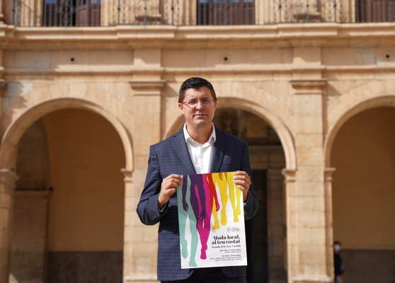 Castelló saca la moda local a la calle para impulsar y reactivar el comercio de proximidad

