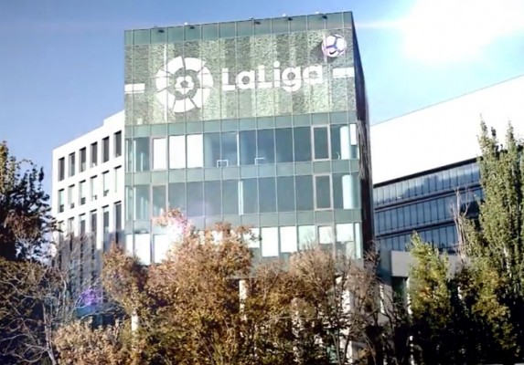 LaLiga sigue con su plan de comercialización frente al informe no vinculante de la CNMC

