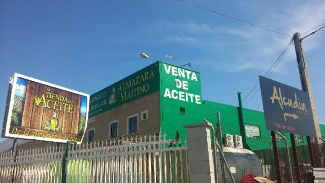 La Almazara Maitino de Elche logra dos premios internacionales por su aceite ecológico