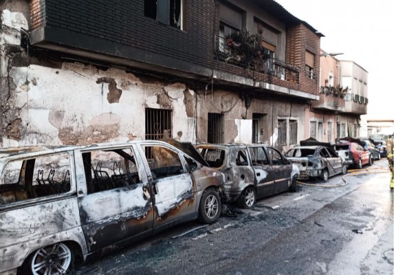 Muere el hombre herido en el incendio provocado por su hijo con cócteles molotov en Molina 