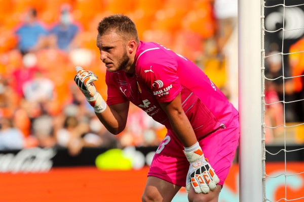 Solo Cillessen rompe la barrera del banquillo