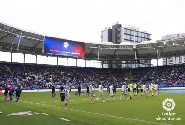 El Levante intenta frenar la caída de asistencia al Ciutat de València
