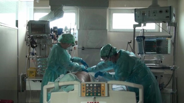 España notifica 1.889 nuevos casos de covid, 21 muertes y la incidencia se sitúa en 41,9