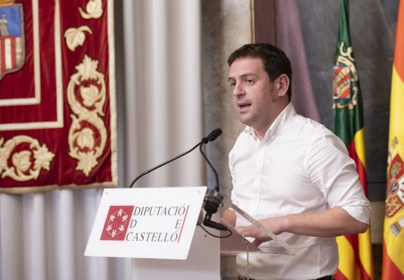 Compromís vuelve a desmarcarse de su socio en la Diputación y pide a Sanidad que no se lleve el CICU
