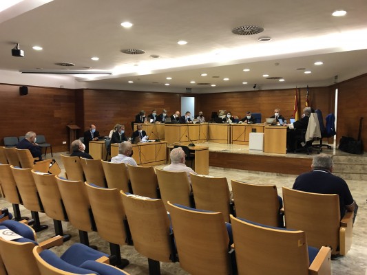 Los acusados niegan el fraude de la basura de Calp entre el silencio y la justificación de ingresos 