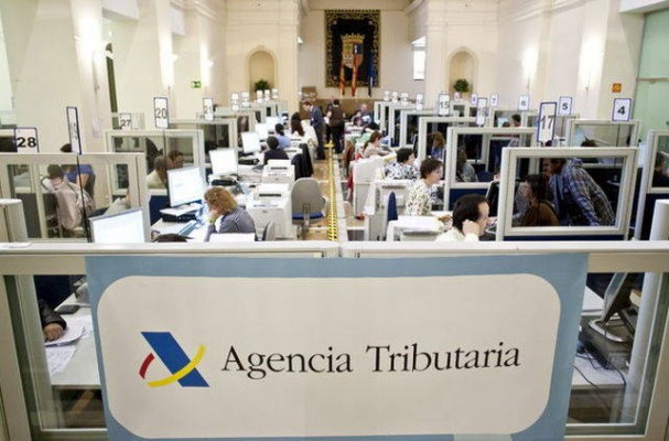 Las empresas advierten de que adaptarse al nuevo IVA electrónico es costoso y complejo