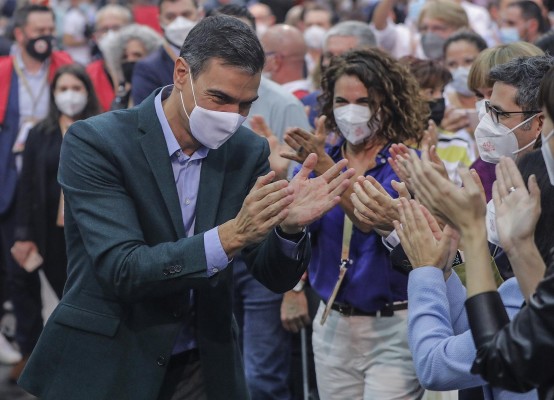 Sánchez insiste en abrir un debate sobre la descentralización que dé oportunidades a otras CCAA