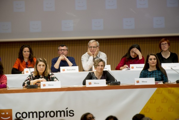 Compromís y los problemas con las relaciones abiertas