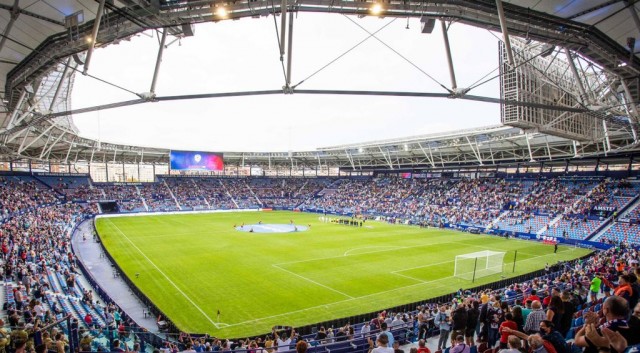 El Levante da como asistido el partido ante el Getafe a todos sus abonados por los problemas en los tornos