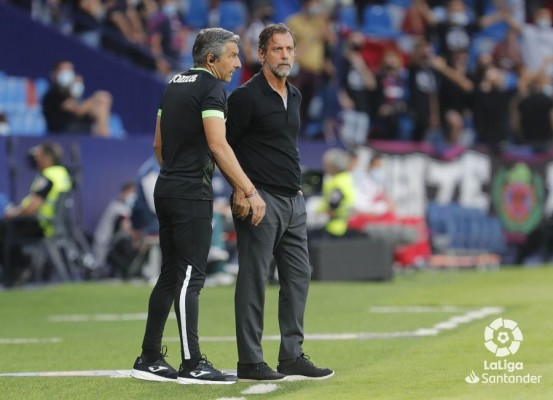 Quique Sánchez Flores: 