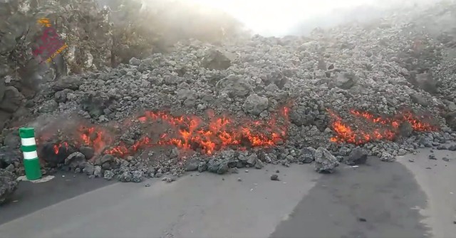 El nuevo centro de emisión al sureste del cono del volcán de La Palma disminuye su actividad