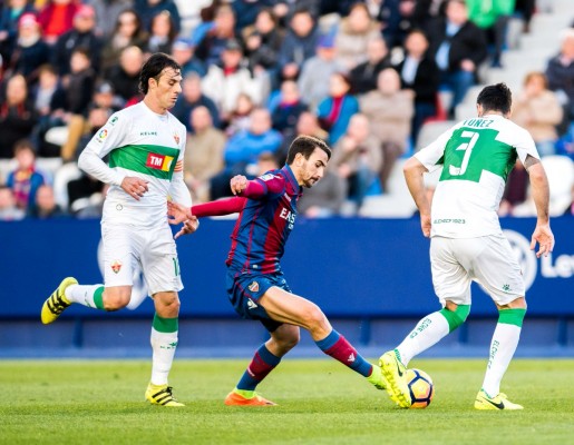 El Levante hace valer su pegada