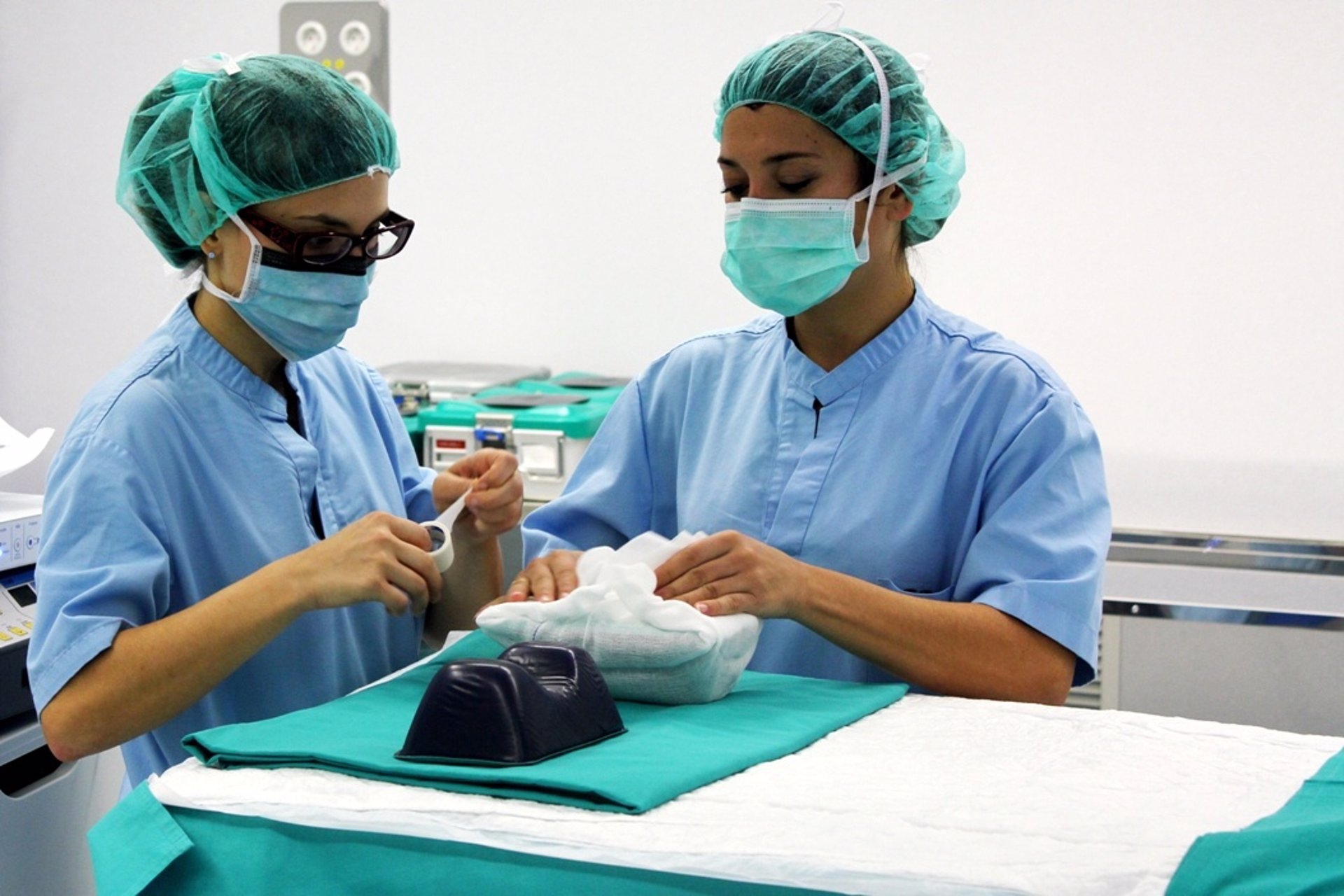 El Cecova pide la derogación del Estatuto de Personal Sanitario no Facultativo de 1973