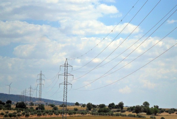 Empresarios valencianos reclaman una solución para paliar las subidas de los costes energéticos