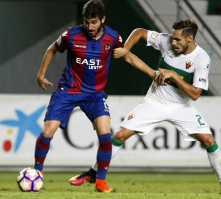 El Levante pierde a Campaña y recupera a Pedro López y Roger para medirse al Valladolid
