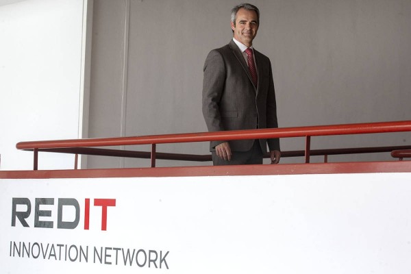 La Generalitat y Redit firman un convenio para fomentar el tejido innovador empresarial