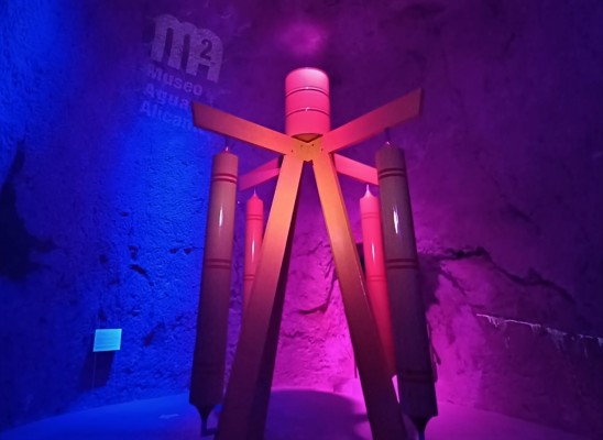 El Museo de Aguas de Alicante acoge una exposición de Aurelio Ayela 