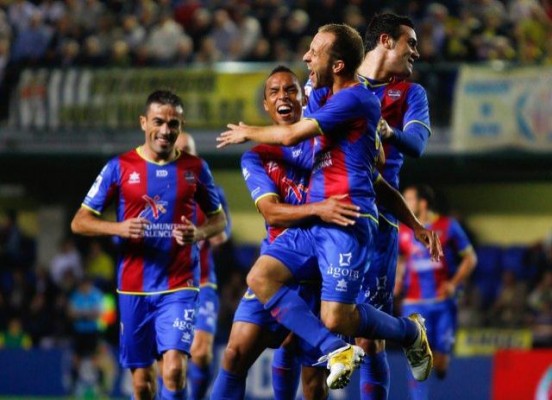 El Levante conmemorará el histórico liderato de 2011 en el Ciutat de València
