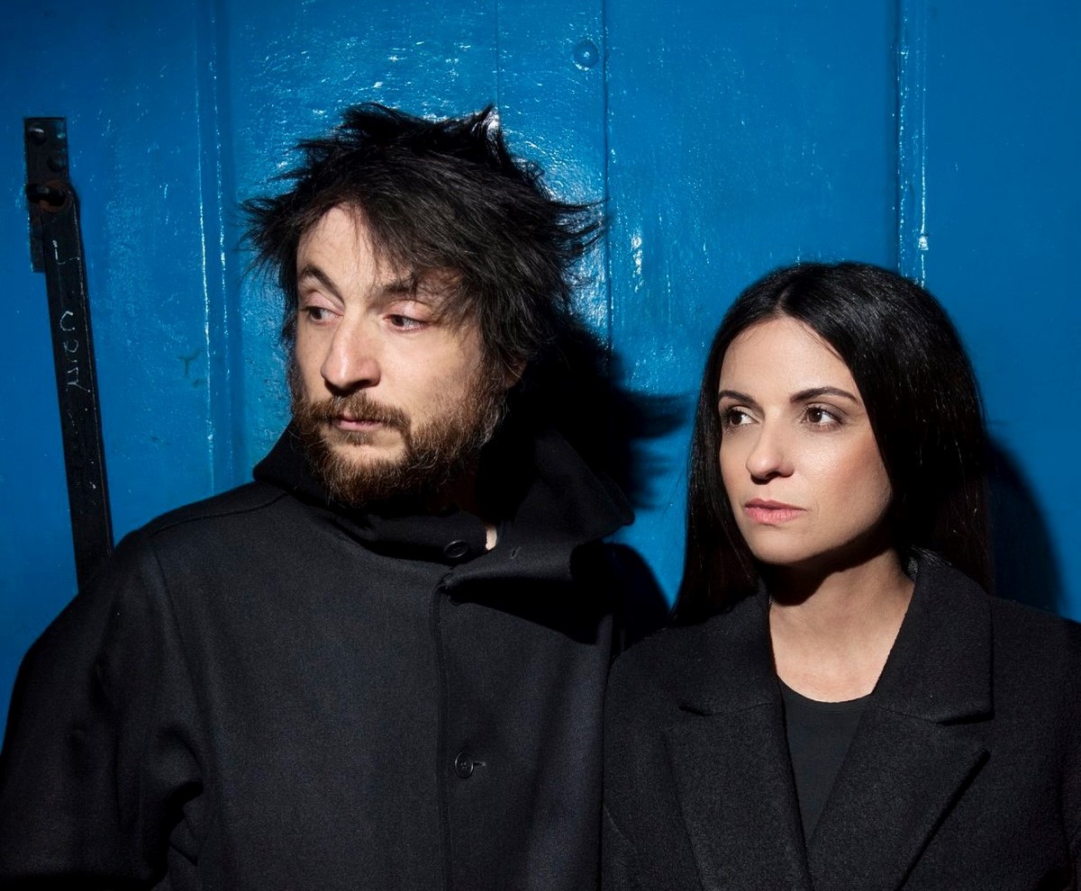 Lina y Raül Refree reinventan el fado en un concierto con sintetizadores