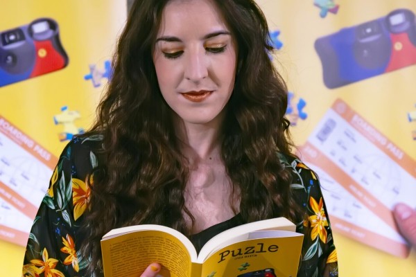 Lydia Martín entrelaza aprendizajes y experiencias en 'Puzzle': puesta de largo de su primera novela en Cartagena 