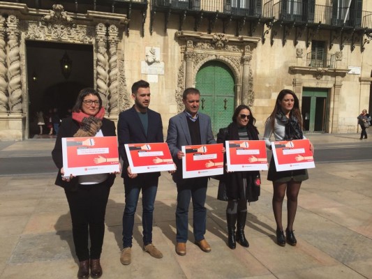 Compromís reta a todos los partidos en Les Corts a apartar a Montoro de las cuentas de Alicante