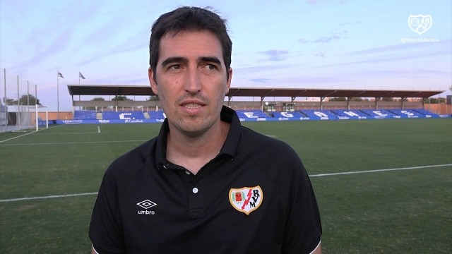 Mario Hernández por el sancionado Balliu en el lateral derecho del Rayo para recibir al Elche